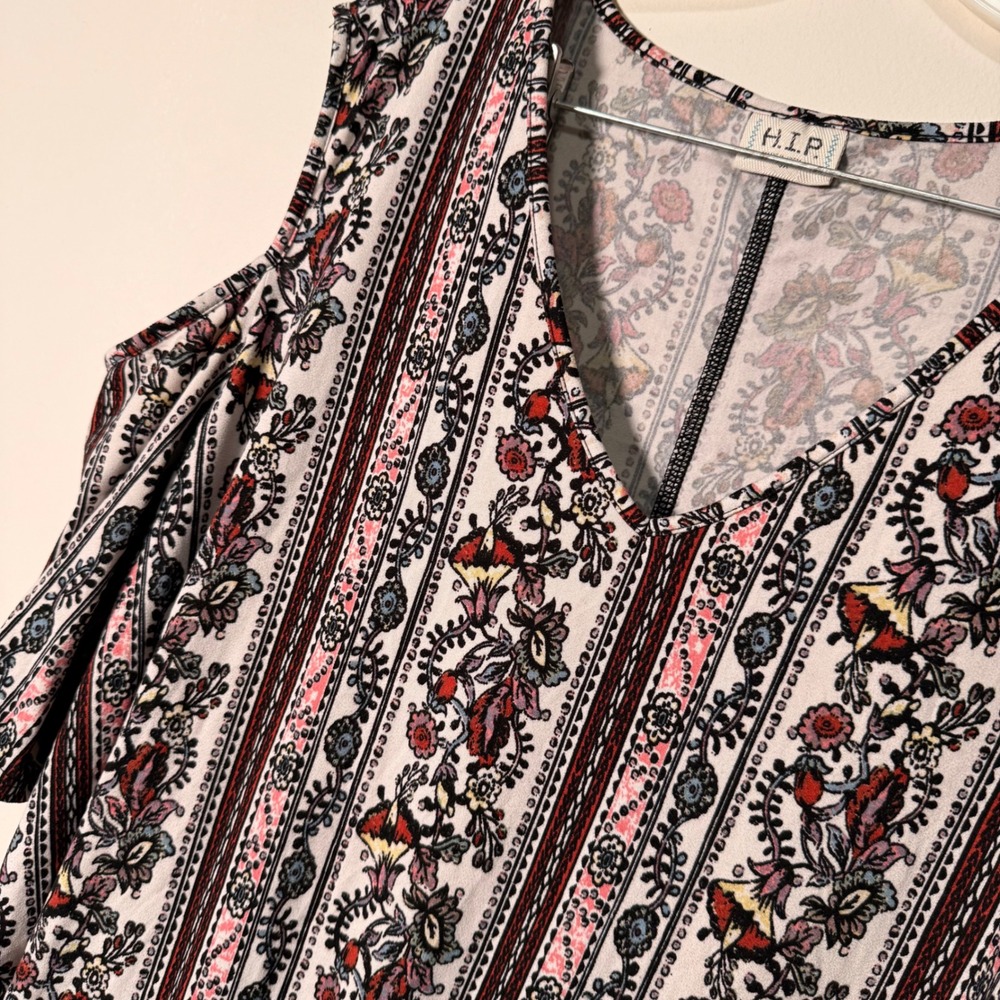 H.I.P. Womens 3X Cold Shoulder Top V-Neck Floral Geometric Stripe Boho Blouse